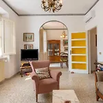 Апартаменты Unique In Rosignano Розиньяно-Мариттимо