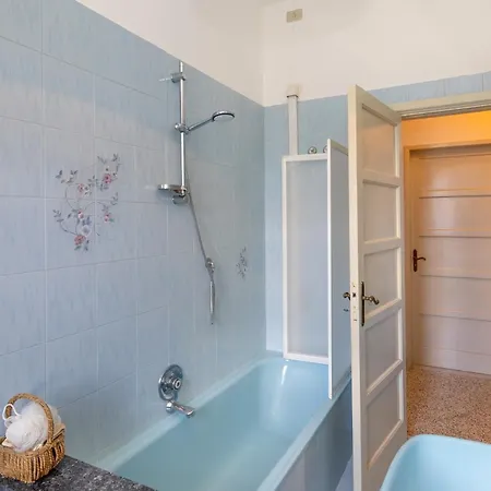 Unique In Rosignano Apartman *