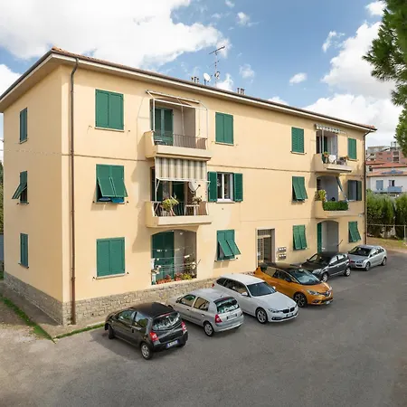 Unique In Rosignano Apartman