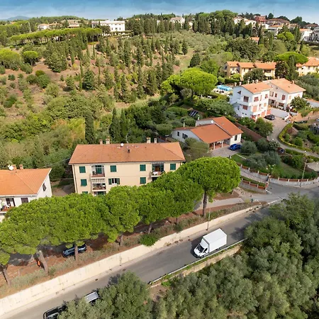 Unique In Rosignano Apartman